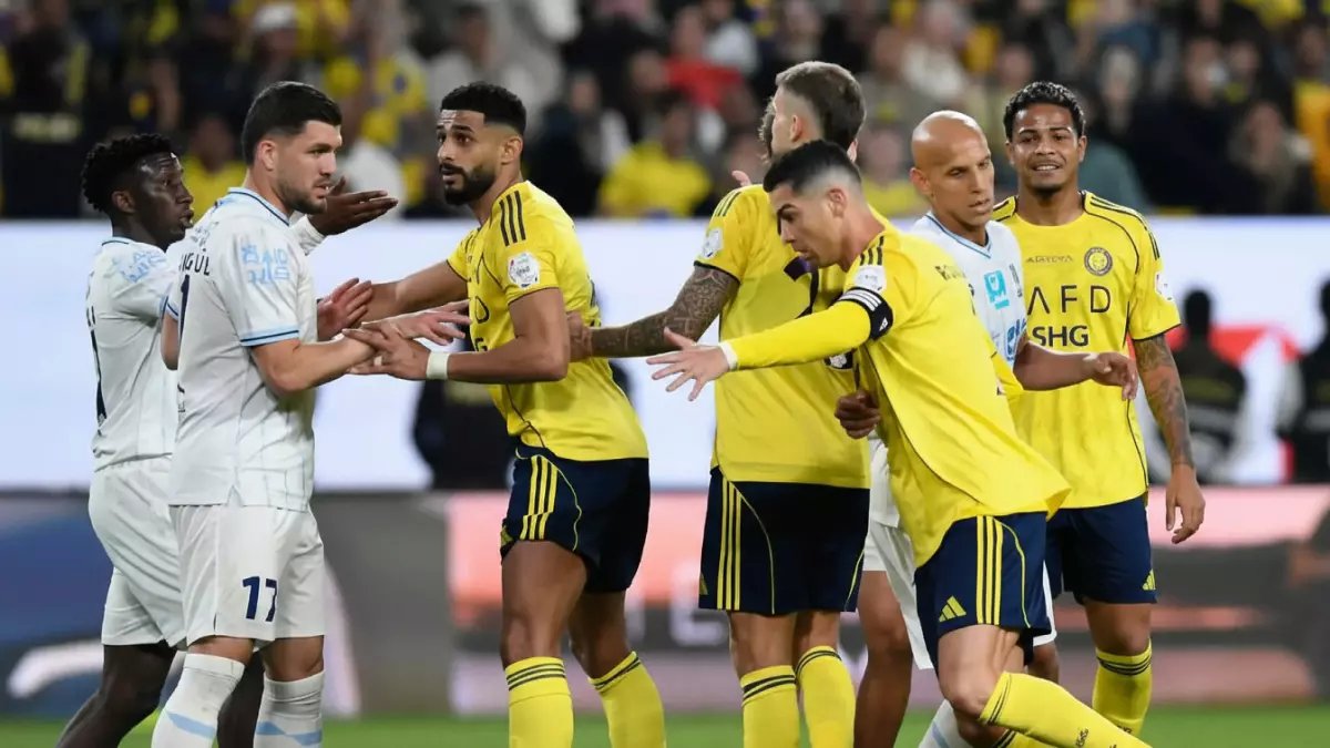 عاجل: النصر ينسف أرقاماً قياسية بعد صدمة الهلال.. 10 انتصارات متتالية و30 نقطة كاملة تعيده للصدارة بقوة!