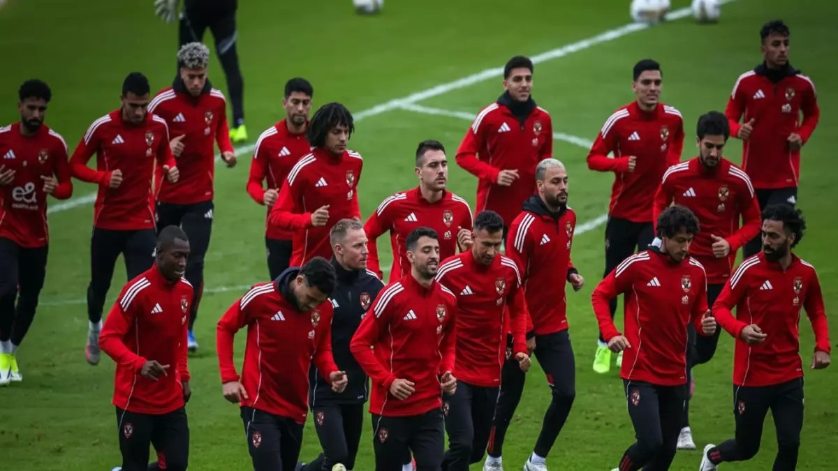 عاجل: الزمالك يسحق البنك الأهلي 32-30 ويقترب من حسم لقب الدوري... والنهائي في مايو!