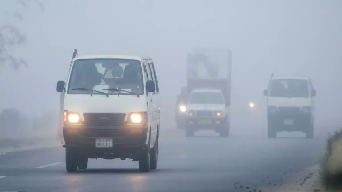 تحذير عاجل: الأرصاد تعلن حالة طقس خطيرة لـ5 ساعات متواصلة… الشبورة الكثيفة تشل الطرق من 4 إلى 9 صباحاً!