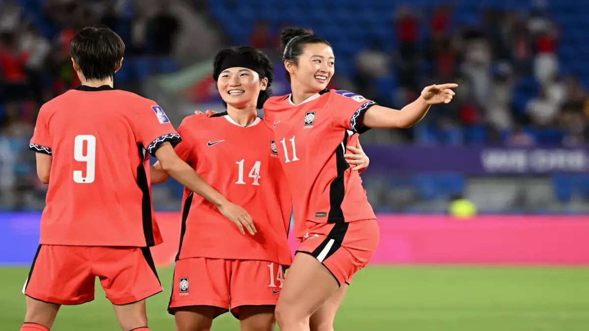 صادم: اليابان وكوريا الجنوبية تدمران المنافسات آسيوياً - هل ستسحقان الجميع في طريقهما للنهائي؟