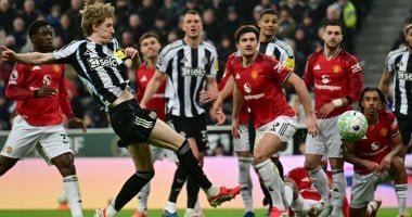نيوكاسل يضرب مانشستر يونايتد 2-1 ويلحق أول خسارة بمايكل كاريك.. فيديو