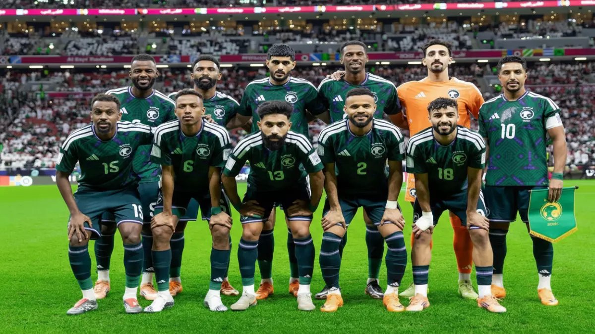 خاص | انقلاب مفاجئ: مصر تستضيف السعودية والأرجنتين معاً؟.. تفاصيل المعسكر الملغي والبديل الناري قبل المونديال