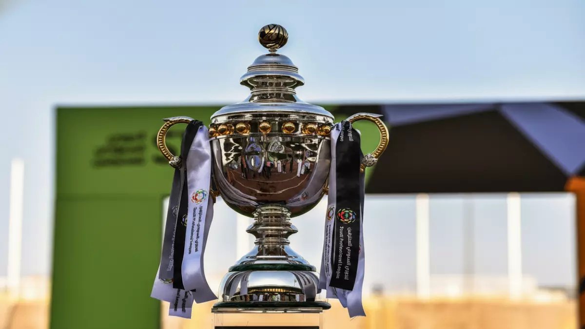 عاجل: خبير كروي يفجر مفاجأة صادمة... الدوري السعودي أصبح حكراً على 3 عمالقة فقط!