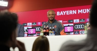 كومباني: نوير جاهز لقيادة البايرن ضد جلادباخ وكين لن يكون ضمن القائمة