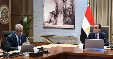 رئيس الوزراء يتابع عددا من ملفات عمل وزارة الإنتاج الحربى