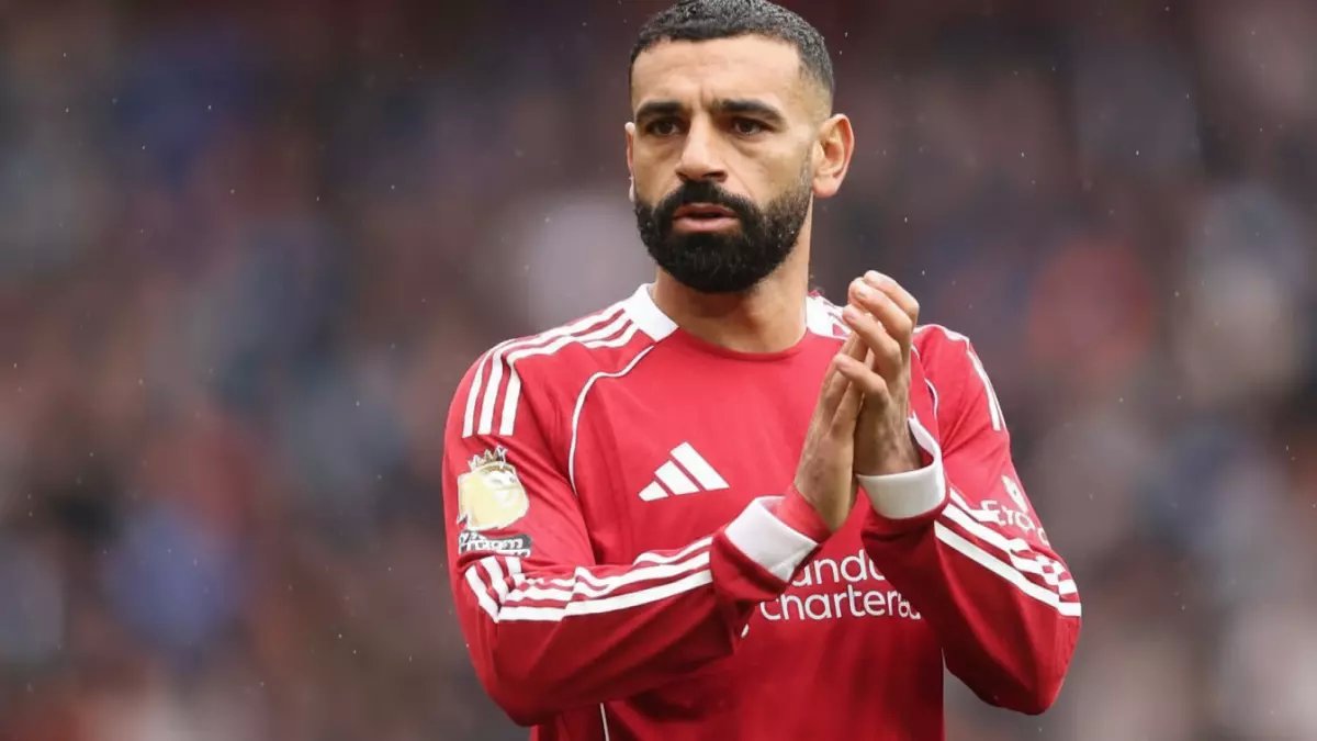 عاجل: محمد صلاح يصدم الجماهير... ليفربول يفتح باب الرحيل للدوري السعودي بعد الخلاف مع المدرب!