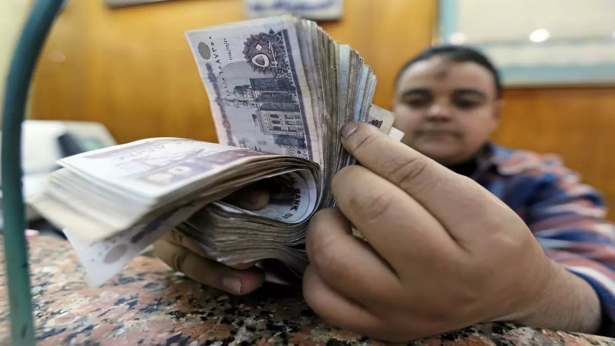 عاجل: 2500 جنيه زيادة فورية في المعاشات - القرار الذهبي الذي سيغير حياة الملايين!