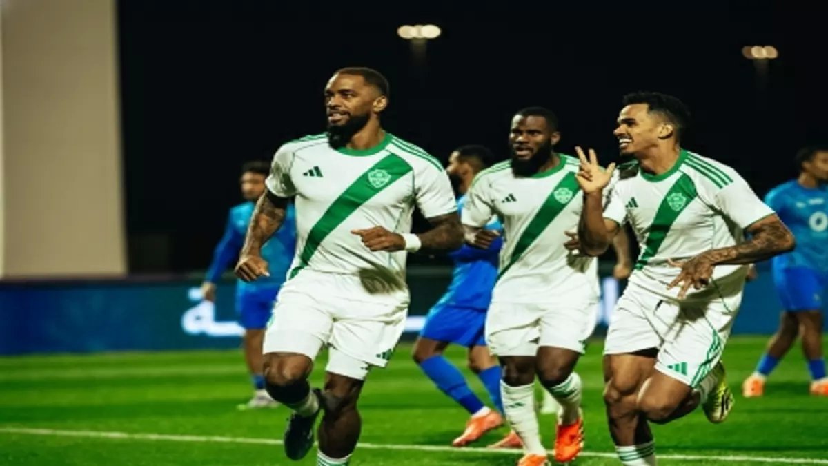 صادم: الأهلي يسحق الجميع بـ37 نقطة ويدمر آمال النصر والهلال قبل ديربي جدة النار!