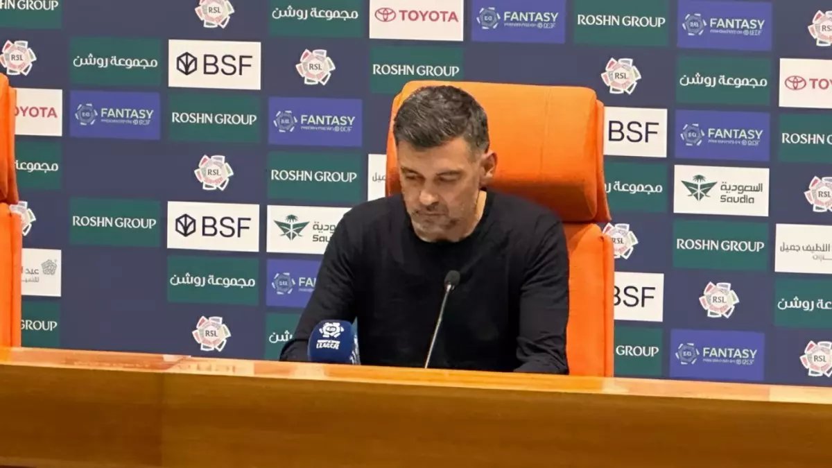 عاجل: كونسيساو يستبعد نجم الاتحاد من ديربي الأهلي لسبب صادم... والجماهير في حالة غضب!