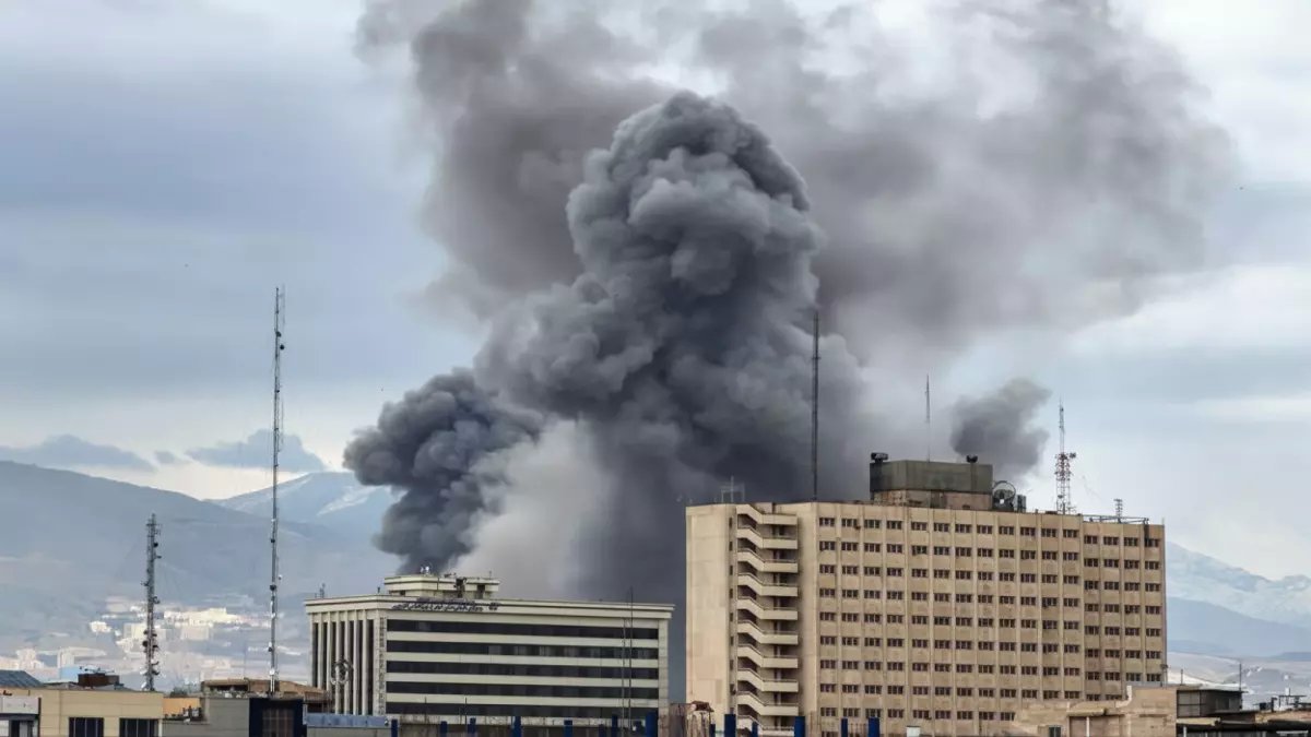 صادم: إيران تقصف الإمارات بـ941 طائرة مسيرة و189 صاروخ... 3 قتلى و78 مصاب والدفاعات الإماراتية تحطم 90% منها!