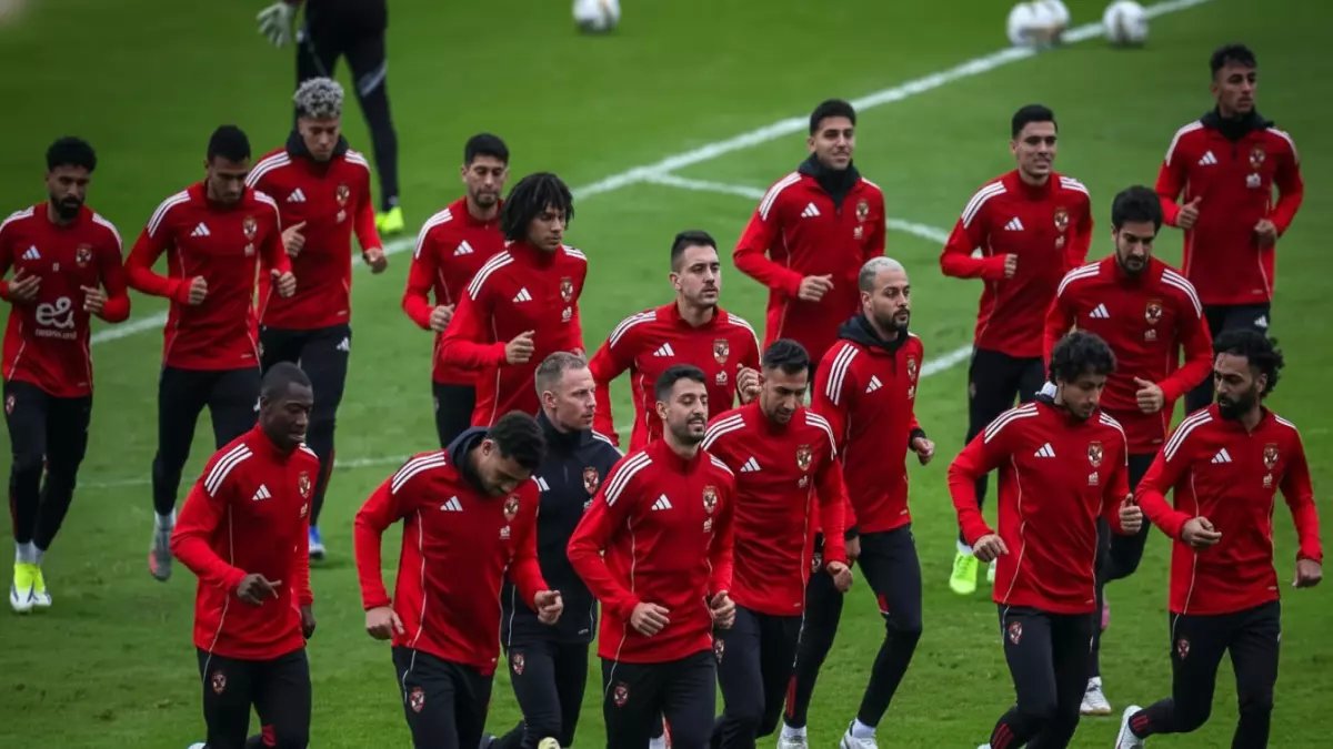 عاجل: عمرو الدردير ينفجر إعجاباً ببلعمري... "يا بخت الأهلي" - هل يحسم لقب الدوري؟