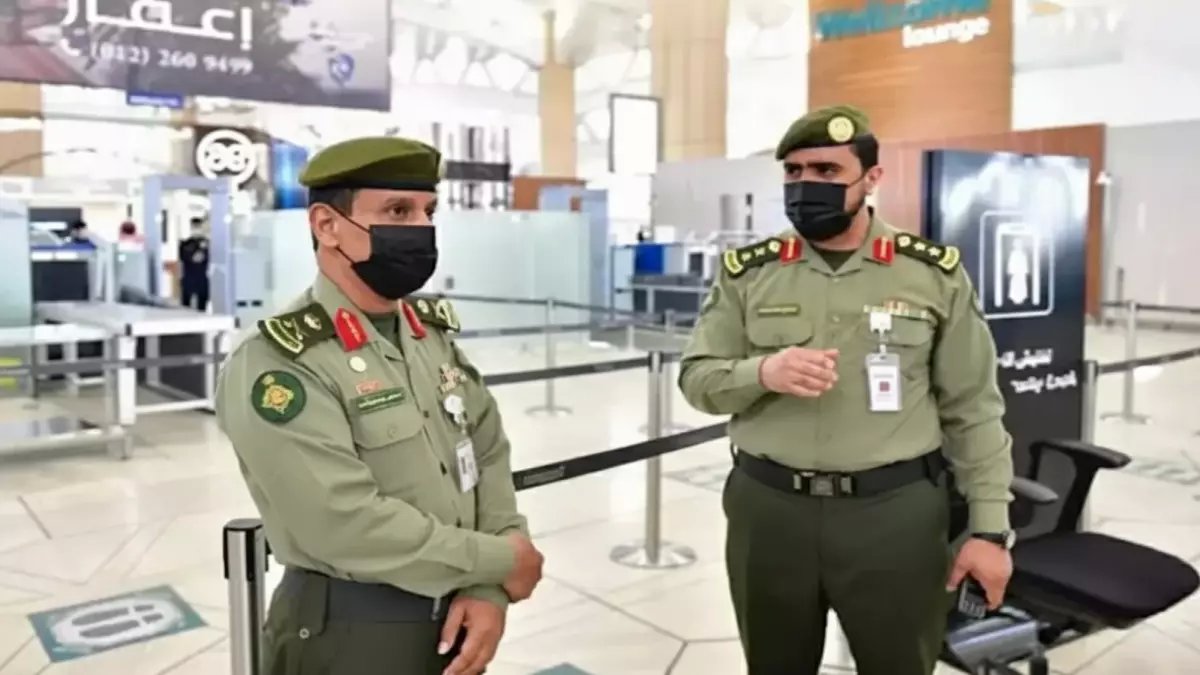 عاجل: الجوازات تحذر من خطأ صغير قد يكلفك 50 ألف ريال والسجن... هل تعرف الإجراء الجديد الذي ينقذك؟