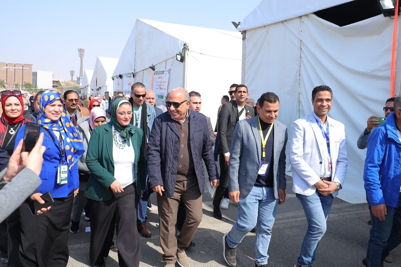 وزير الكهرباء أثناء توجه للإدلاء بصوته فى انتخابات نقابة المهندسين وزير الكهرباء أثناء توجه للإدلاء بصوته فى انتخابات نقابة المهندسين