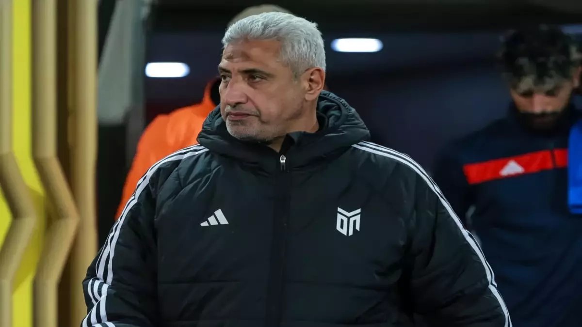 إسلام فتحي يصدم الجميع ويفعل شيئاً لم يتوقعه أحد مع الأهلي... لفتة أخلاقية تهز الدوري المصري!