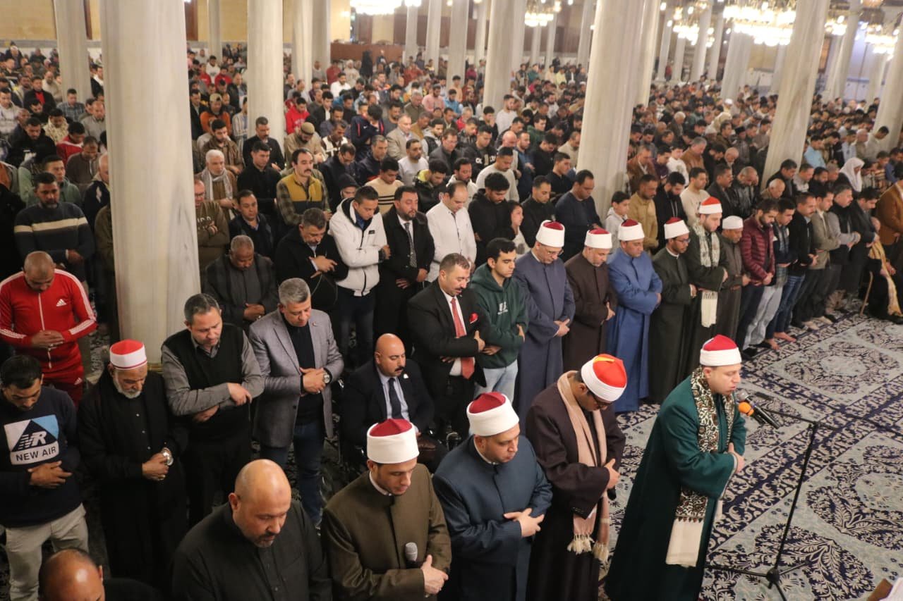 نجوم «دولة التلاوة» يواصلون إحياء الليلة الثامنة عشرة من رمضان (1) نجوم «دولة التلاوة» يواصلون إحياء الليلة الثامنة عشرة من رمضان (1)