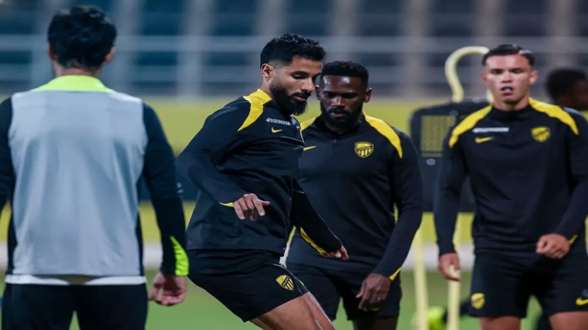 عاجل: سباق مع الزمن لإنقاذ الشهري قبل مواجهة الرياض - هل يعود النجم المُصاب؟