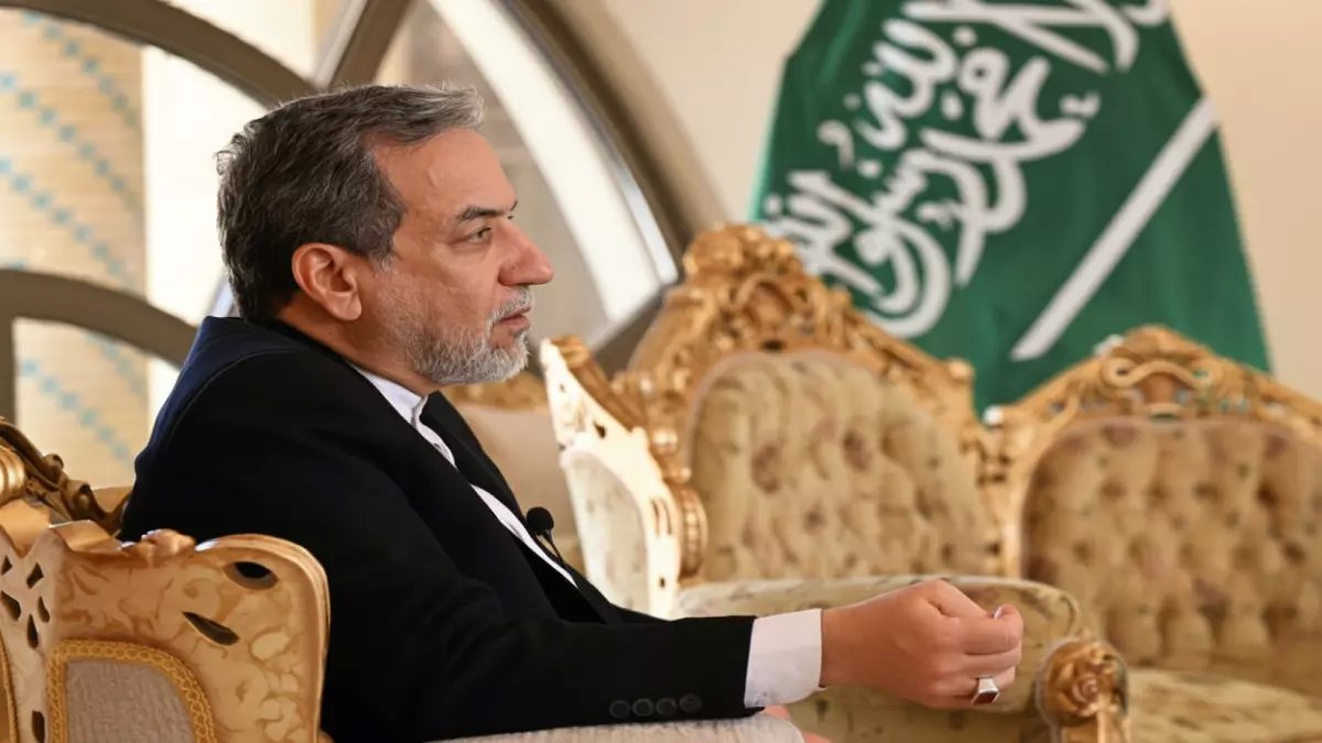 عاجل: وزير خارجية إيران يكشف تأكيدات سعودية سرية بشأن أجوائها ضد طهران - والرياض ترد!