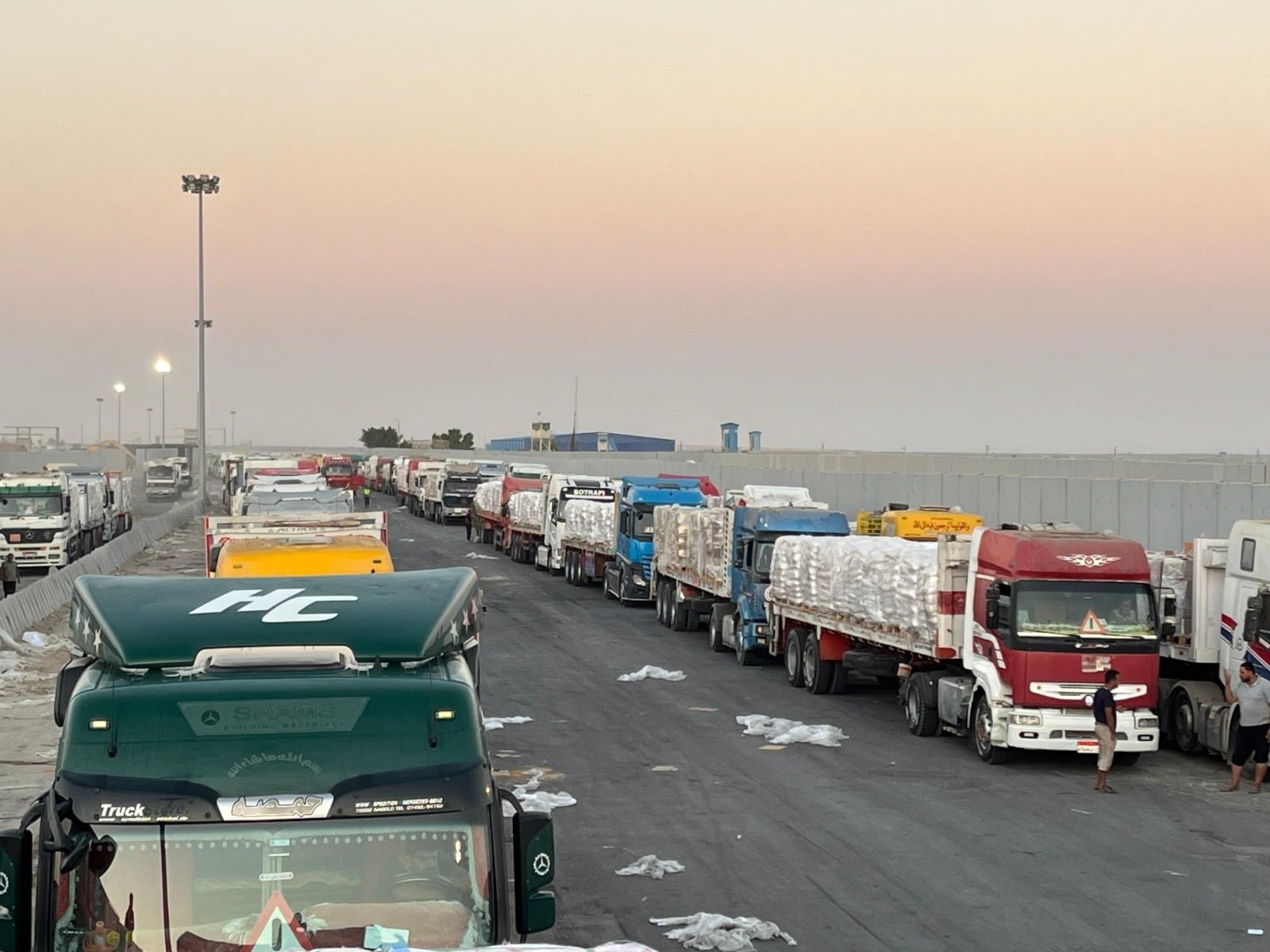 قافلة زاد العزة 151 قافلة زاد العزة 151