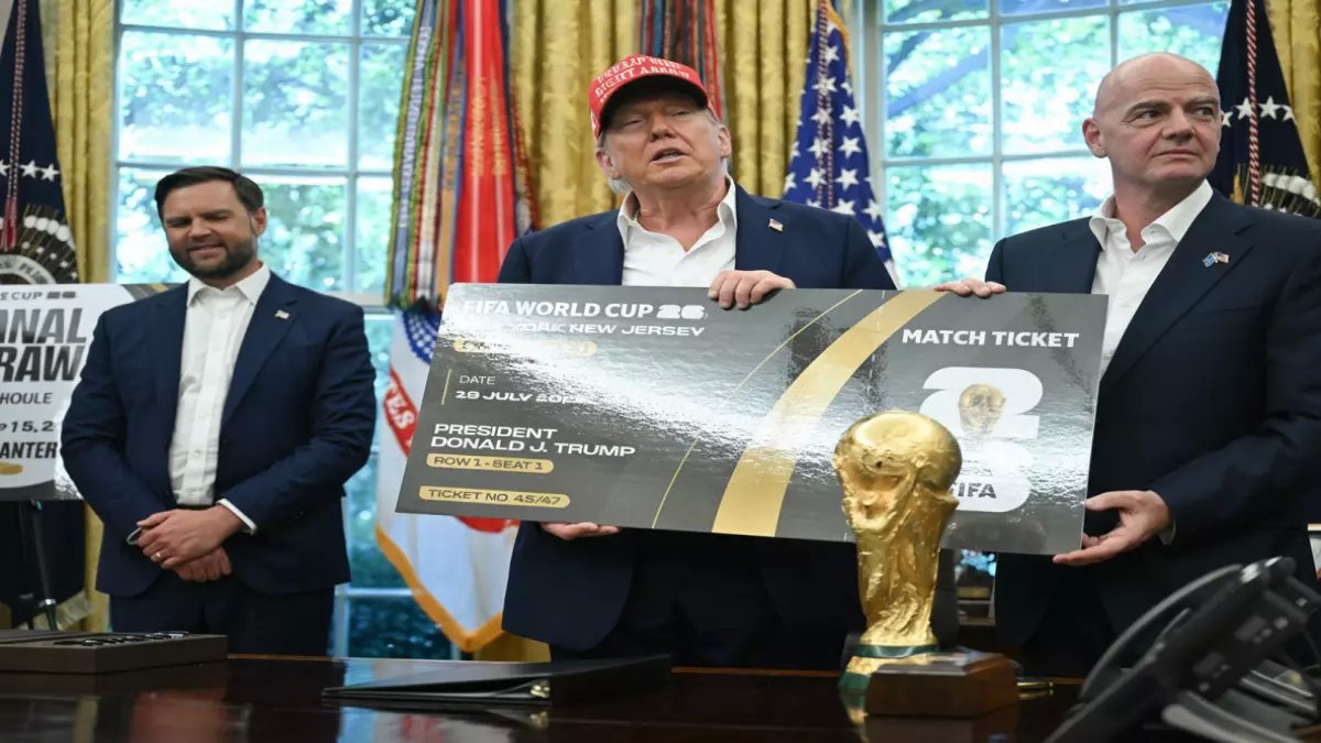 عاجل: إنفانتينو يُتهم بازدواجية المعايير قبل كأس العالم 2026… علاقته بترامب قد تقلب المونديال رأساً على عقب!