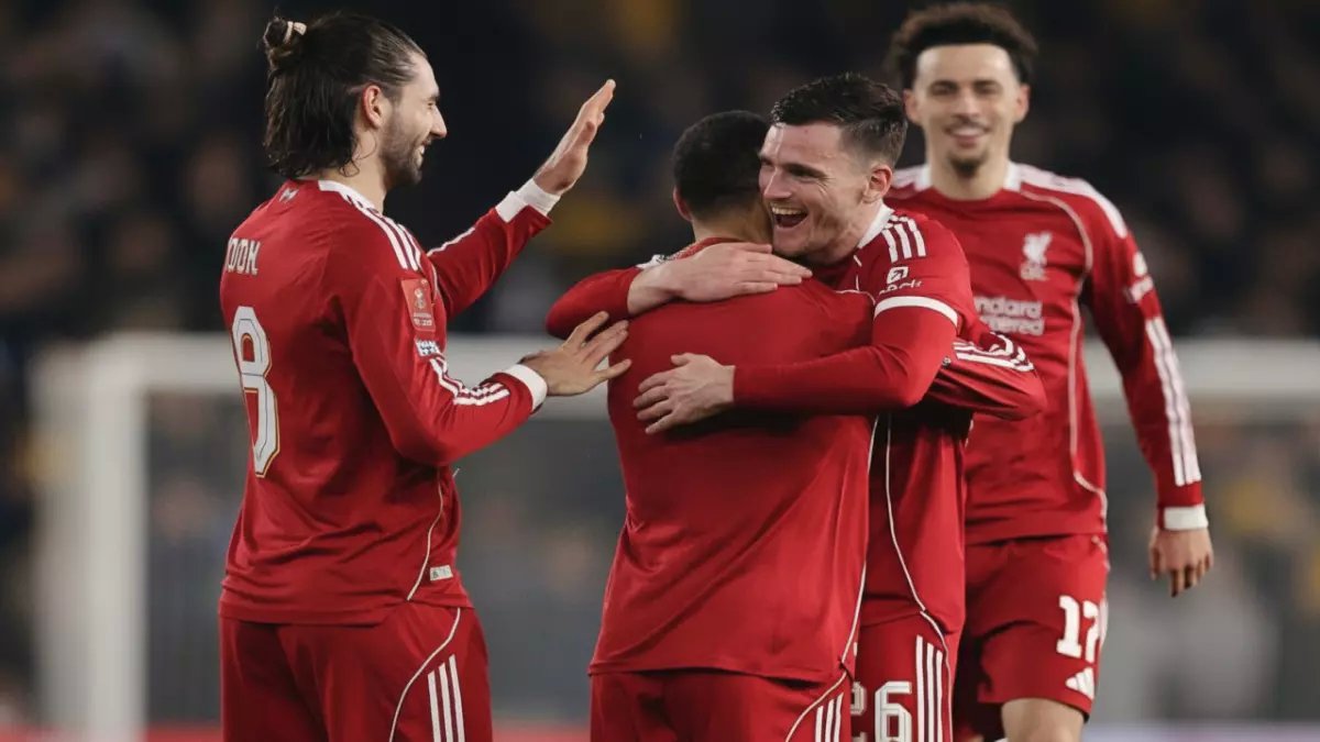 عاجل: صلاح يكسر صيامه التهديفي ويصالح مدربه... انتفاضة ليفربول الكبرى بدأت رسمياً!