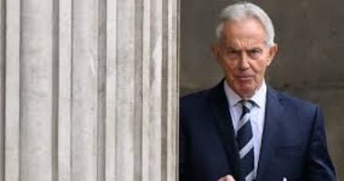 وزيرة خارجية بريطانيا ترفض دعوة بلير لدعم ضربات ترامب على إيران وتذكره بالعراق