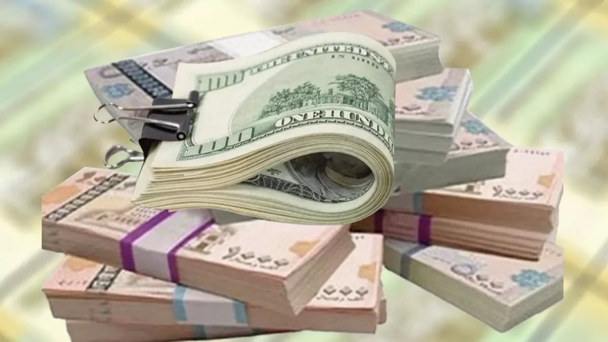 صدمة: انهيار الريال اليمني يخلق فجوة مرعبة… الدولار بـ530 في صنعاء و1558 في عدن!
