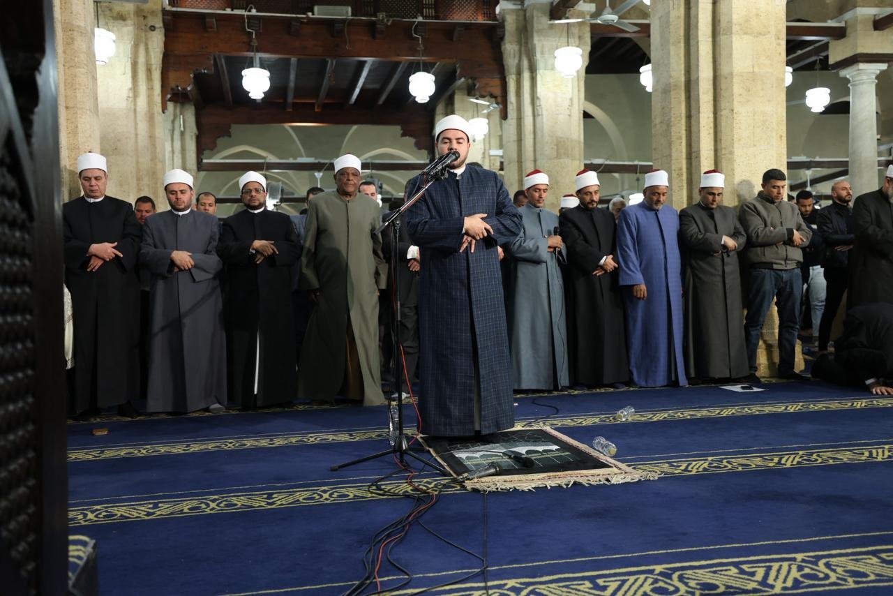 صلاة التراويح بالجامع الازهر (4) صلاة التراويح بالجامع الازهر (4)