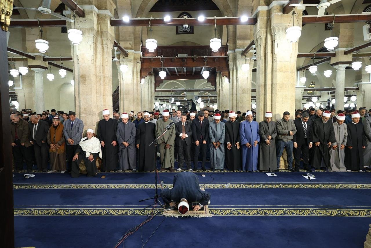 صلاة التراويح بالجامع الازهر (3) صلاة التراويح بالجامع الازهر (3)