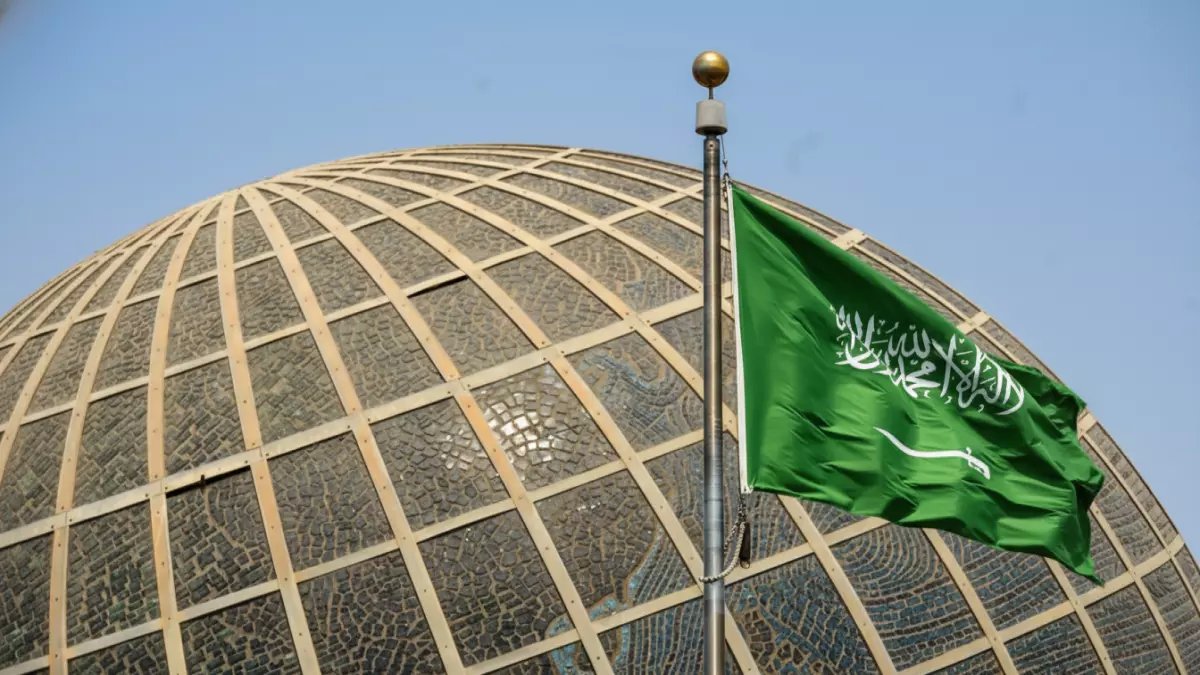 عاجل: السعودية تضبط 21 ألف مخالف في أسبوع واحد فقط... عملية أمنية ضخمة ترحل الآلاف!