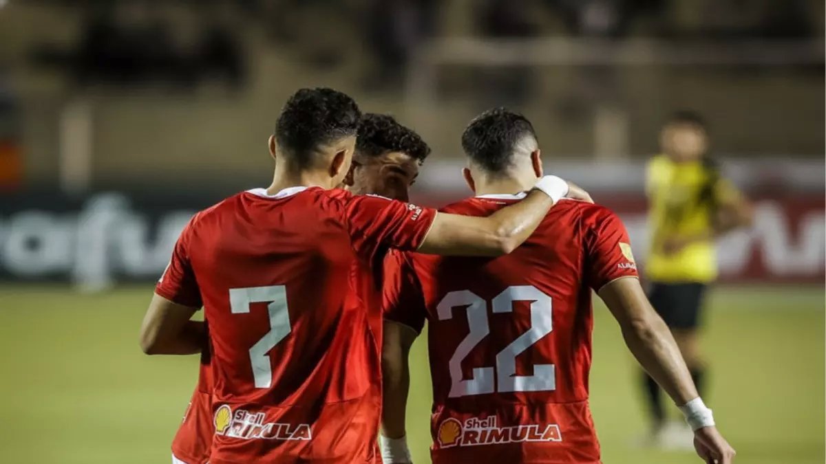 شاهد: تريزيجيه يشعل الدوري بأول أهدافه هذا الموسم… إمام عاشور يقدم له التمريرة الذهبية!