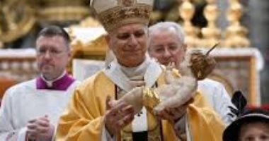 بابا الفاتيكان يدعو لوقف العنف فى الشرق الأوسط والعمل من أجل السلام