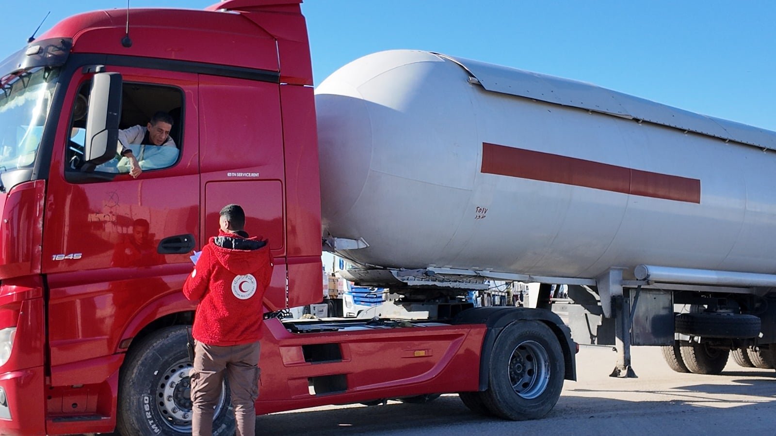 قوافل زاد العزة إلى غزة