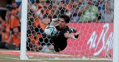 بونو وراء الإبقاء على مدرب حراس المغرب فى الجهاز الجديد