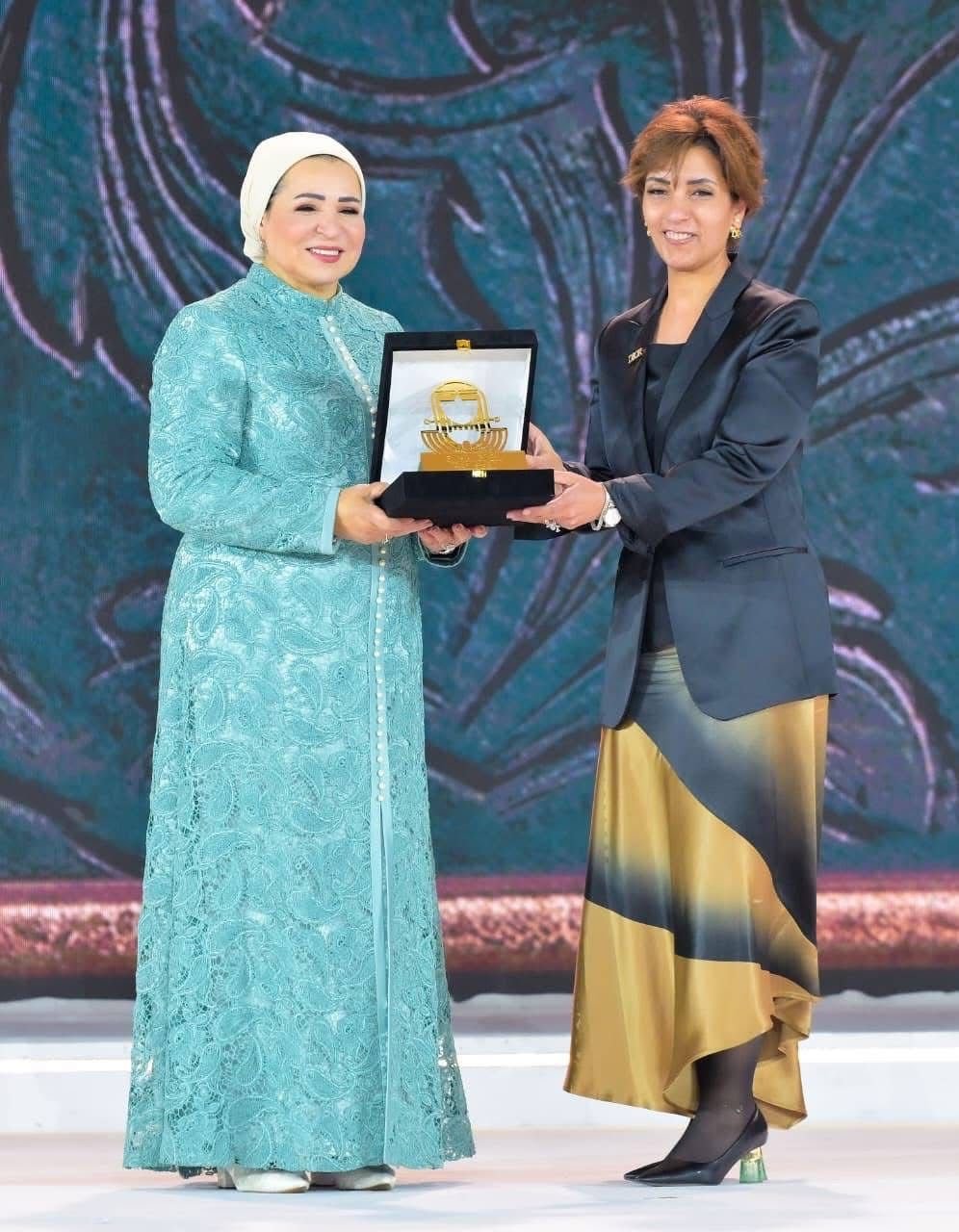 72a2a90f-b6f0-46c0-98e6-92ab77051e71 72a2a90f-b6f0-46c0-98e6-92ab77051e71