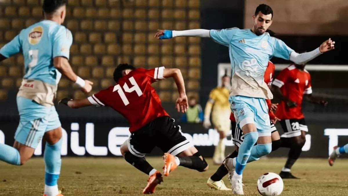 عماد متعب ينفجر غضباً: لاعبو الأهلي "بلا روح" بعد الصدمة المدوية أمام طلائع الجيش!