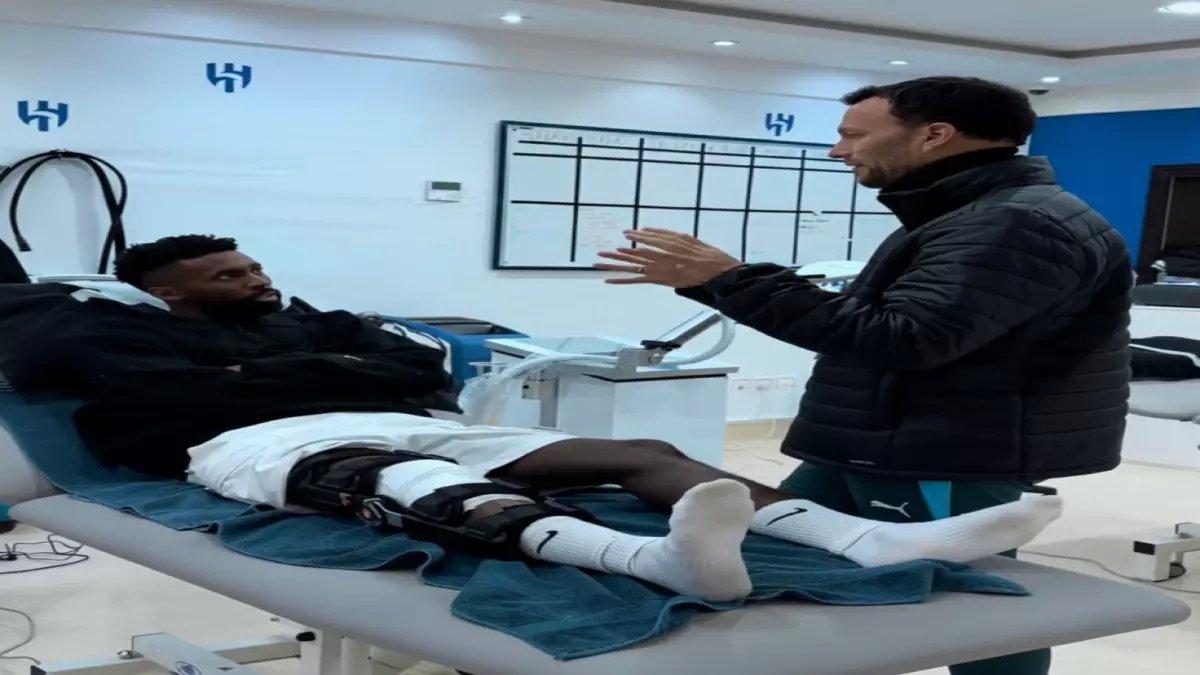 عاجل: تمبكتي يعود للهلال قبل معركة الفتح الحاسمة... واليامي في المستشفى يثير القلق!