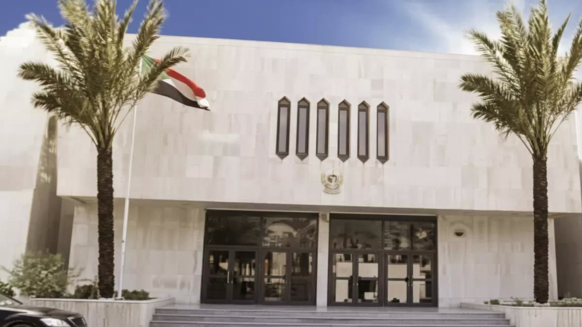 عاجل: السعودية تفتح أبوابها للسودانيين العالقين في الخليج... تأشيرات عبور مجانية للعودة فوراً!