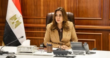 وزيرة التنمية المحلية تتابع مع المحافظات إجراءات تعريفة الركوب الجديدة