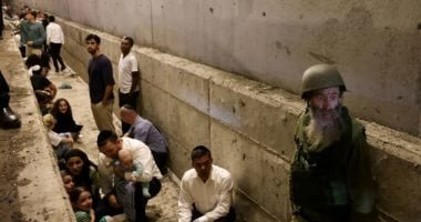 جيش الاحتلال يطالب المستوطنين بدخول الملاجئ فورا هربا من صواريخ إيران