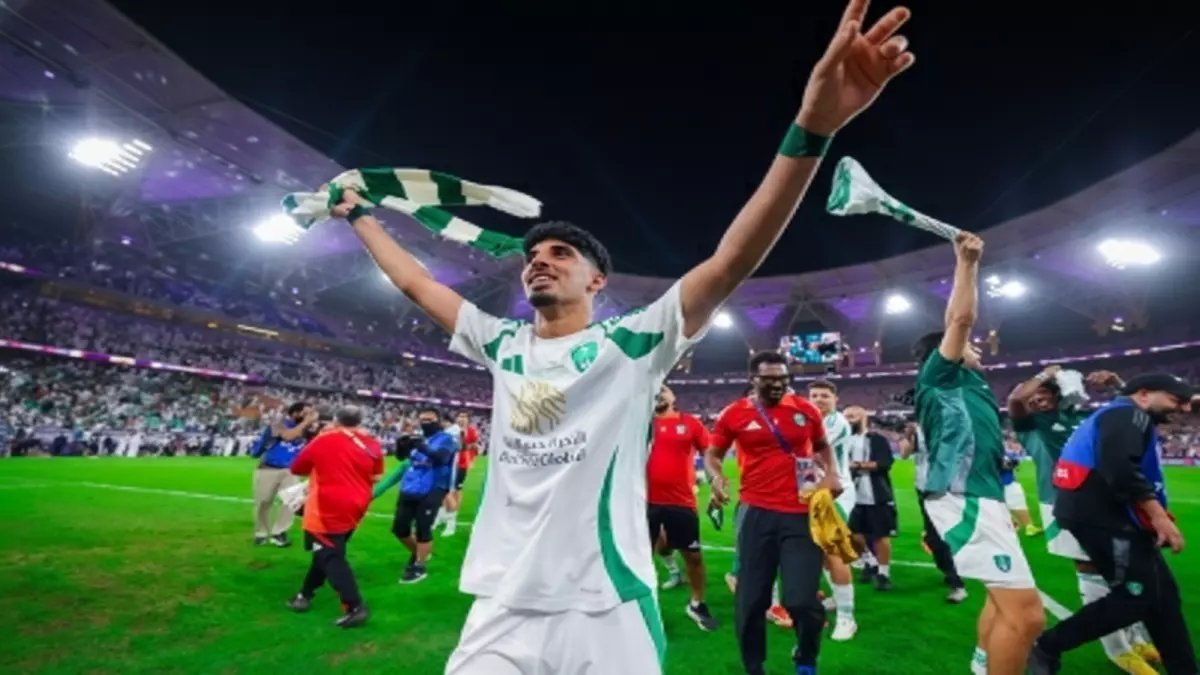 عاجل: الجهني يعود للأهلي قبل مواجهة القادسية النارية... هل ينقذ حلم الصدارة؟