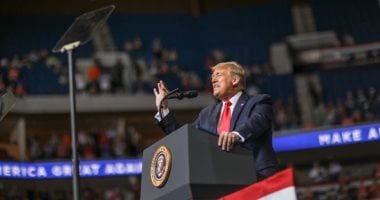 لأول مرة منذ 50 عام.. ترامب يعلن افتتاح مصفاة نفط امريكية جديدة