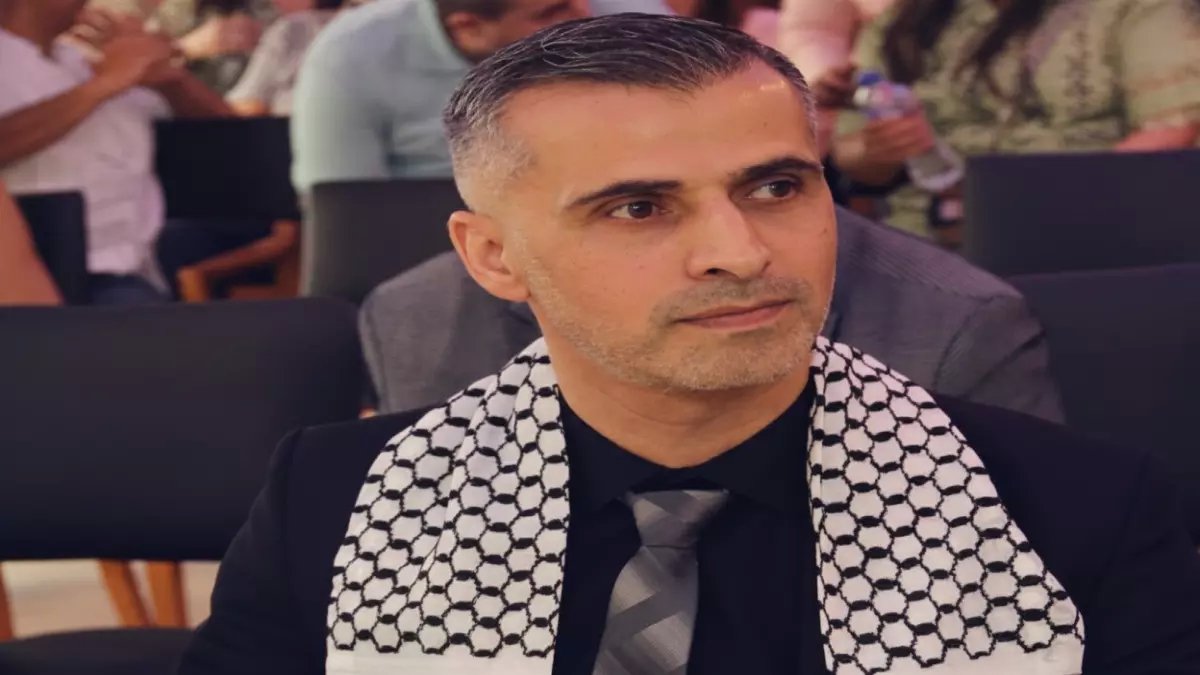 عاجل: عمرو أنور يفجر مفاجآت صادمة... يكشف حقيقة صفقات الأهلي ويُطالب برحيل توروب!