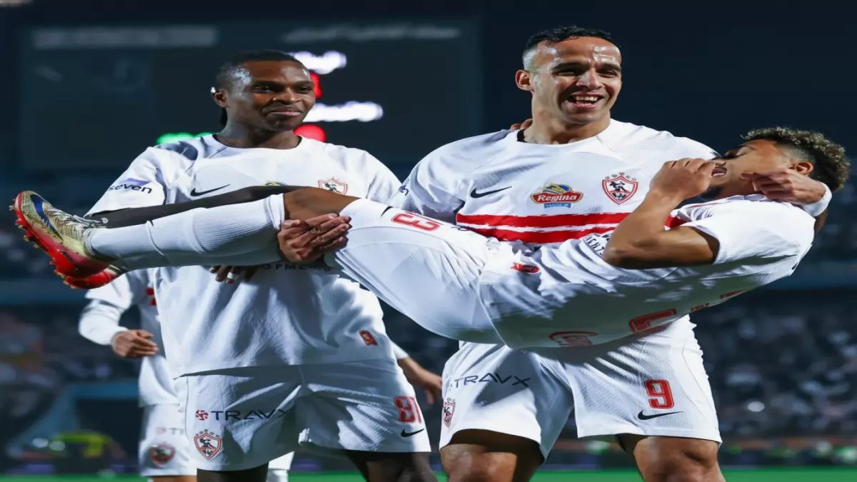 صادم في الدوري المصري: الزمالك يتصدر.. والأهلي يهوي للمركز الثالث بعد خسارة صادمة!