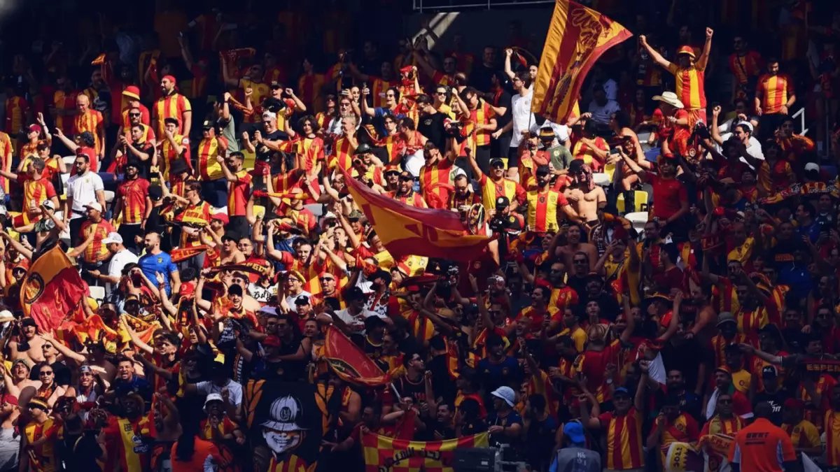 عاجل: قادة الأهلي يعقدون جلسات سرية لإنقاذ الفريق قبل معركة الترجي... هل ينجح الشناوي وتريزيجيه في إشعال الروح القتالية؟