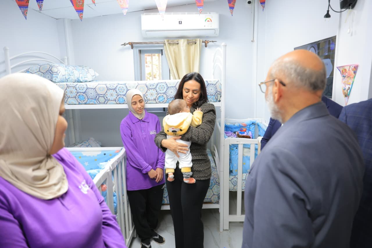  الدكتورة مايا مرسي تتفقد مركز كفالة جمعية الأورمان 