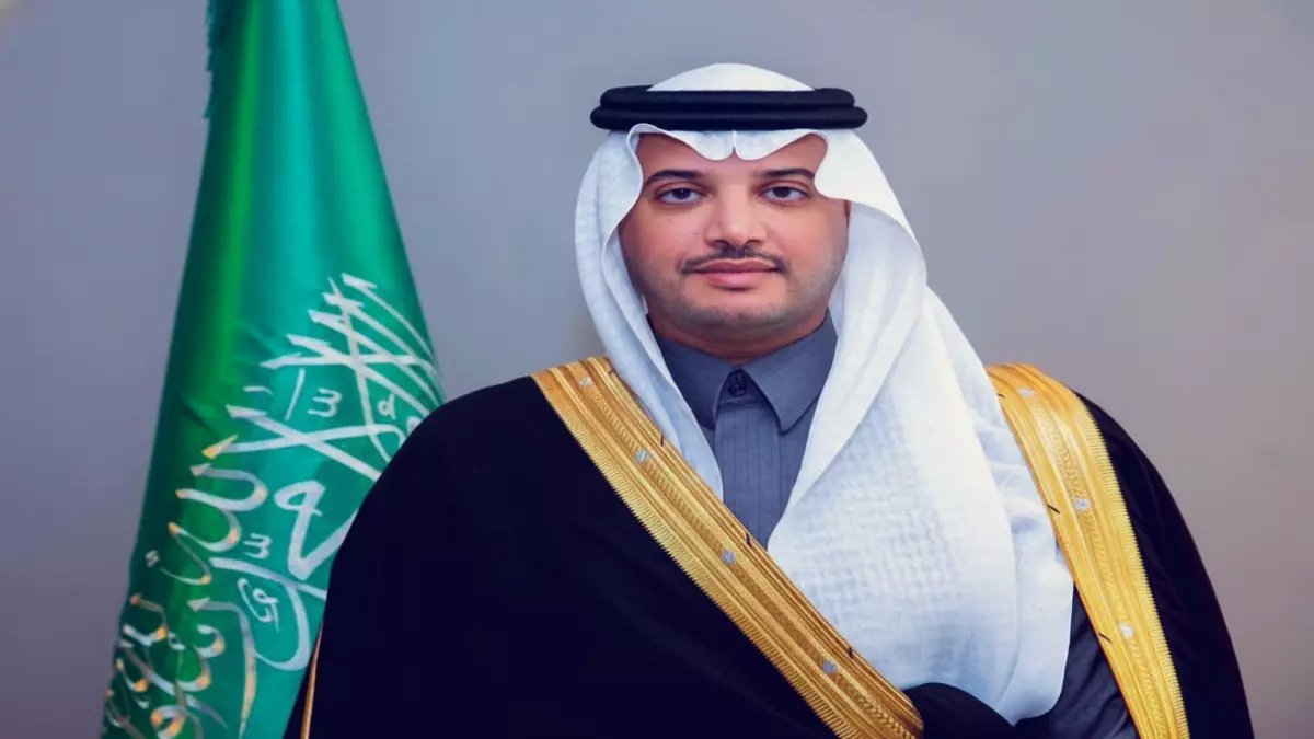 محافظ الأحساء يكشف: يوم العلم "راية العز" التي وحدت الوطن منذ الملك عبدالعزيز - رسالة مؤثرة للقيادة