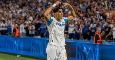 المغربى نايف أكرد يجرى جراحة طارئة قبل 93 يومًا على انطلاق المونديال