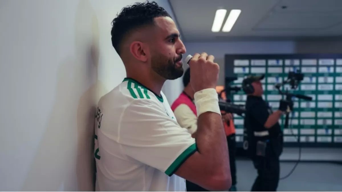 عاجل: وليد الفراج يفجر مفاجأة مدوية عن الأهلي وتوني - رسالة نارية تشعل الدوري السعودي!