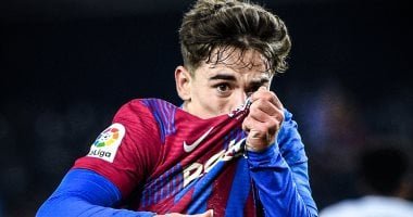 احتمالات عودة جافي للمشاركة مع برشلونة امام اشبيلية