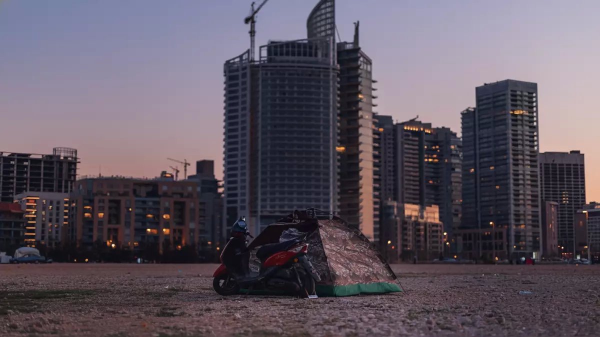 عاجل: خطوط نجاة سرية تتحدى إيران... هل تنقذ أنابيب الخليج 20% من نفط العالم؟